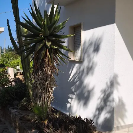 Villeriunite - Ginestra بيت للعطل